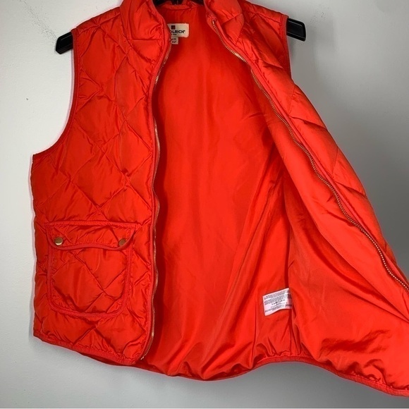 Woolrich Down Quilted Duck Puffer Vest
Red Full Zip Women's Size M with Pockets - Picture 8 of 10